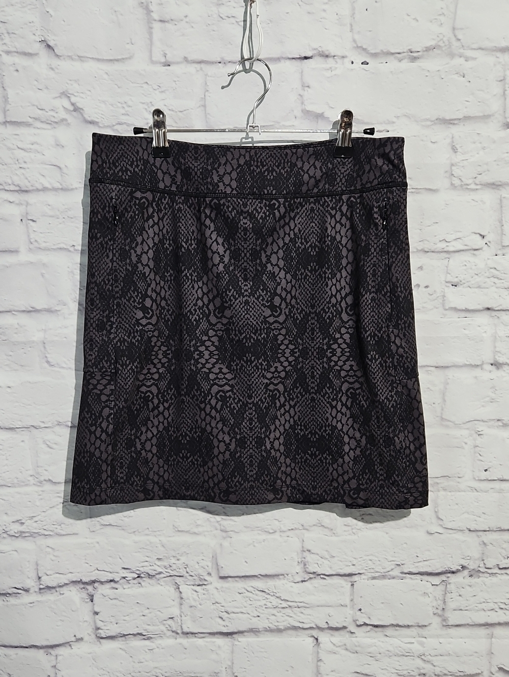 Jockey Black Snake-Pattern Skort